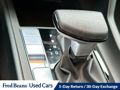 Used 2025 Hyundai Elantra Hybrid FWD image 23