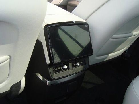 New 2026 Cadillac Vistiq Sport image 24