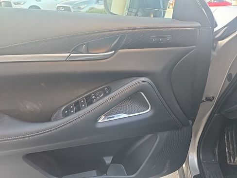 Used 2025 INFINITI QX60 Sensory w/ Vision Package image 5