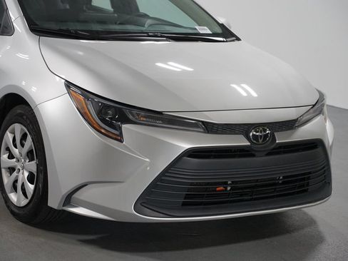 Certified 2024 Toyota Corolla LE FWD image 4