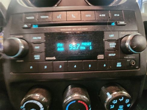 Used 2017 Jeep Compass Sport w/ Power Value Group image 17