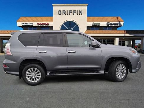 Used 2021 Lexus GX 460 Premium w/ Premium Package AWD/4WD image 3