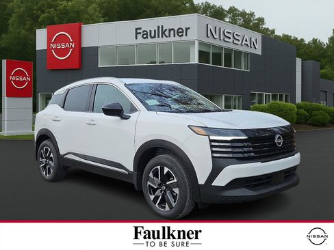 New 2026 Nissan Kicks SV image 1