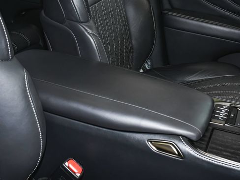 Used 2022 Lexus LS 500h AWD w/ Luxury Package image 71