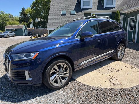 Used 2020 Audi Q7 3.0T Premium Plus w/ Premium Plus Package AWD/4WD image 11