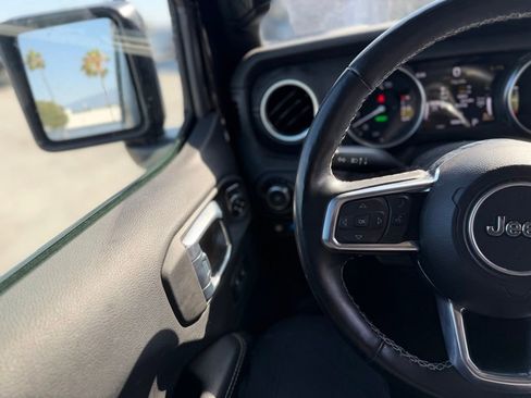 Used 2023 Jeep Wrangler Unlimited Sahara w/ Cold Weather Group AWD/4WD image 7