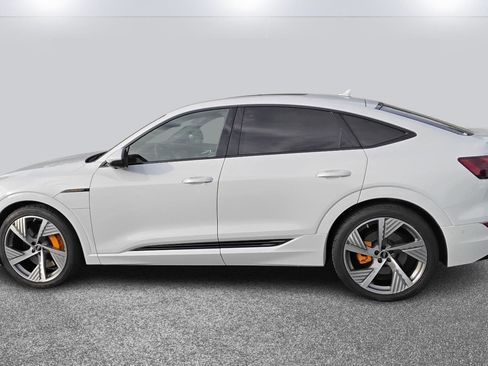 Used 2023 Audi e-tron Prestige w/ Prestige Package image 6