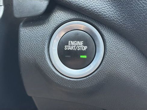 Used 2019 Chevrolet Equinox LT AWD/4WD image 18
