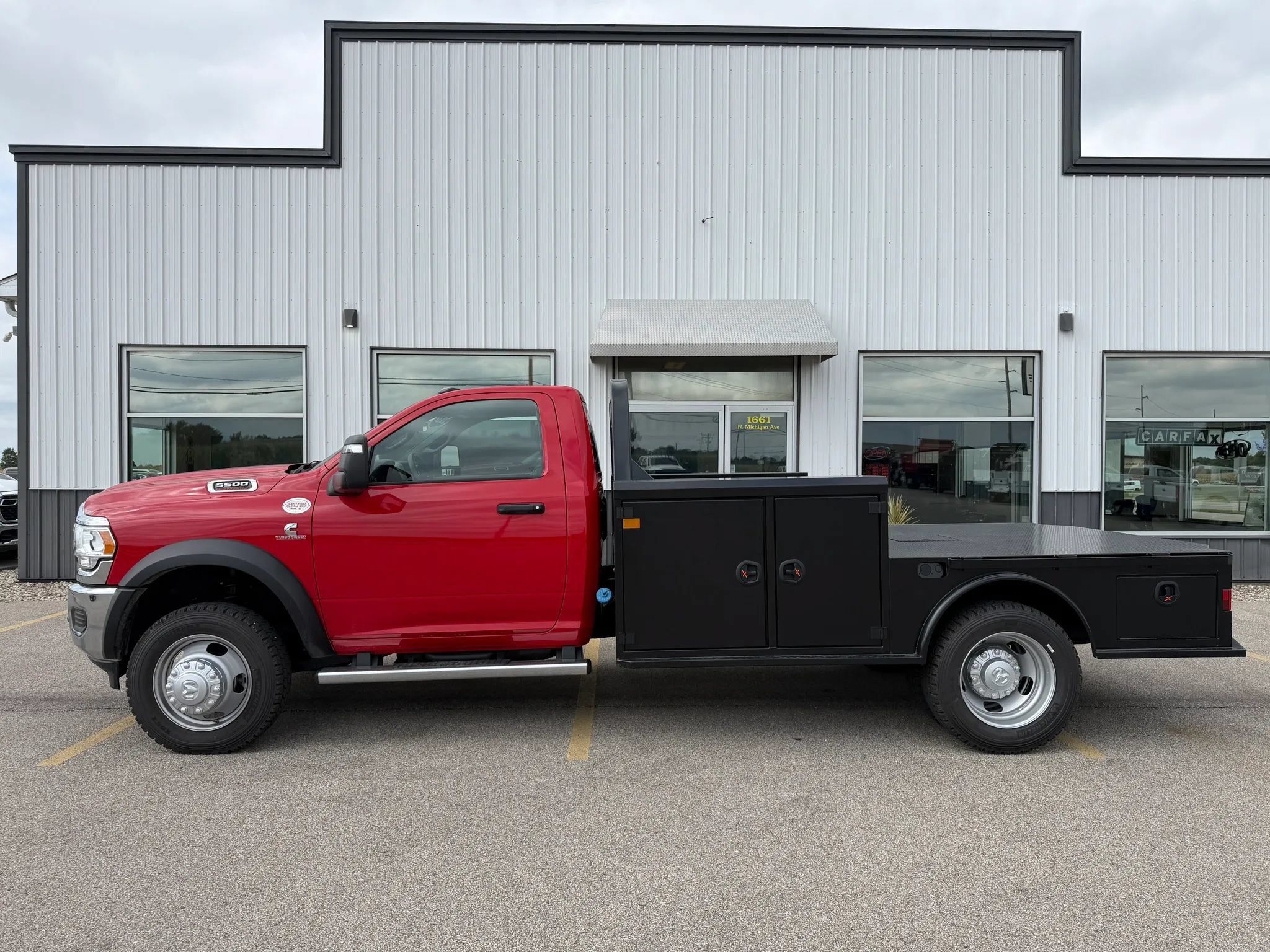 Used 2024 RAM 5500 Tradesman AWD/4WD image 1