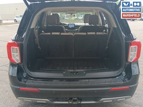 Used 2020 Ford Explorer XLT w/ Equipment Group 202A AWD/4WD image 24