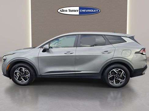 Used 2024 Kia Sportage LX FWD image 10