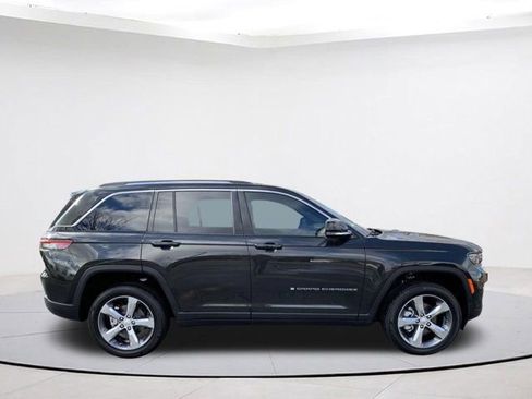 New 2024 Jeep Grand Cherokee Limited AWD/4WD image 6