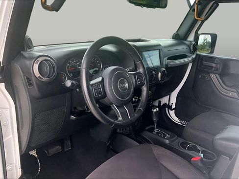Used 2014 Jeep Wrangler Unlimited Sport w/ Quick Order Package 24S AWD/4WD image 16