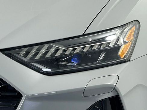 Used 2021 Audi RS 6 image 3