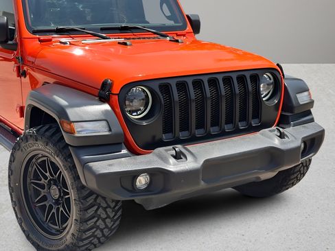 Used 2023 Jeep Wrangler Unlimited Sport w/ Sun And Sound Package AWD/4WD image 24
