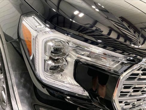 Used 2023 GMC Terrain Denali w/ Black Diamond Edition AWD/4WD image 28