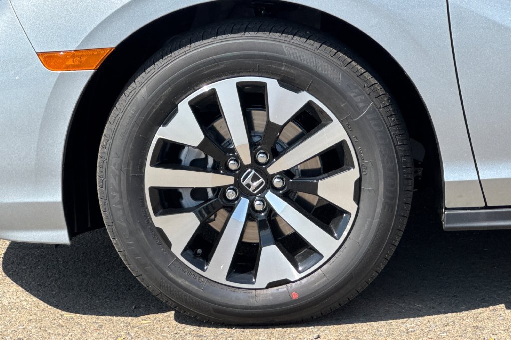 New 2026 Honda Odyssey EX-L image 24