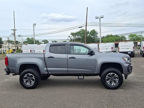 Used 2022 Chevrolet Colorado Z71 AWD/4WD image 7