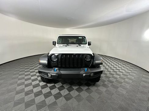 Used 2023 Jeep Wrangler Unlimited w/ Cold Weather Group AWD/4WD image 2