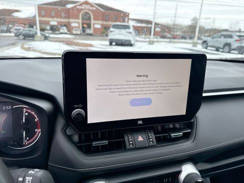 Used 2023 Toyota RAV4 XLE Premium image 23