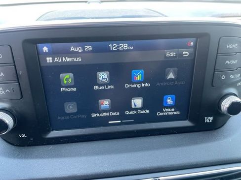 Used 2020 Hyundai Santa Fe SEL image 29