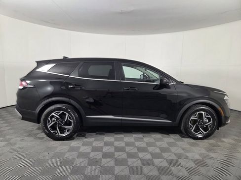 Used 2024 Kia Sportage LX FWD image 4
