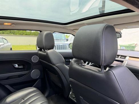 Used 2013 Land Rover Range Rover Evoque Prestige w/ Prestige Premium Pkg AWD/4WD image 34