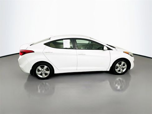 Used 2012 Hyundai Elantra GLS w/ Preferred Pkg 3 image 8