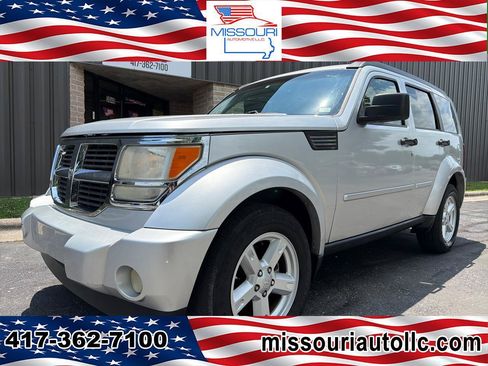 Used 2008 Dodge Nitro SXT RWD image 1