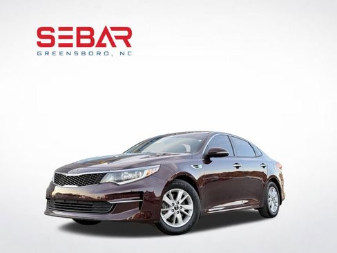 Used 2016 Kia Optima LX image 2