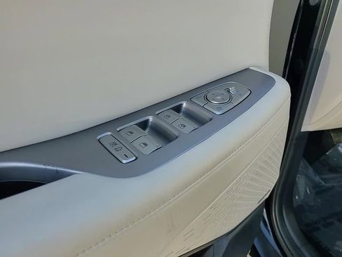 Used 2024 Hyundai Palisade Limited image 12