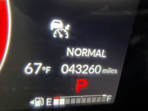Used 2023 Honda Pilot TrailSport image 58