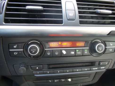 Used 2012 BMW X5 xDrive35d AWD/4WD image 9
