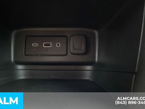 Used 2024 Chevrolet Equinox LT image 27