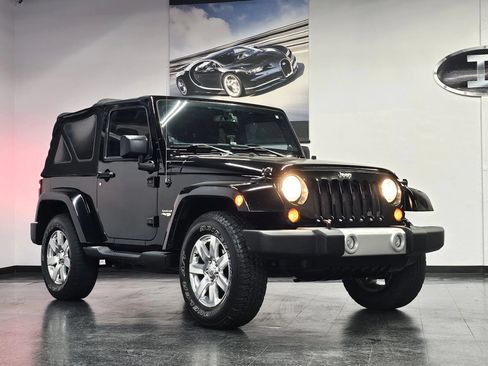 Used 2013 Jeep Wrangler Sahara w/ Connectivity Group AWD/4WD image 1