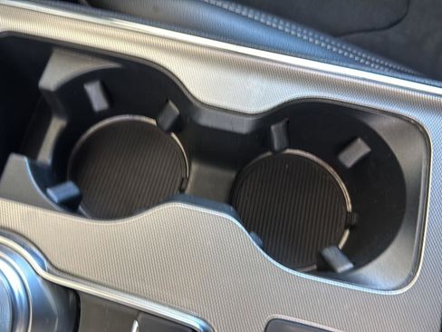 Used 2022 Ford Edge ST image 30