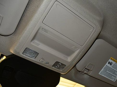 Used 2020 Ford Escape SE AWD/4WD image 28