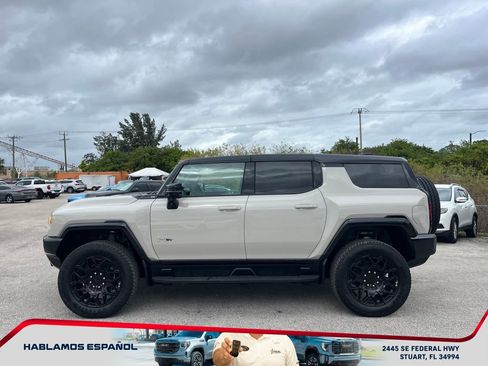 New 2026 GMC Hummer EV SUV image 4