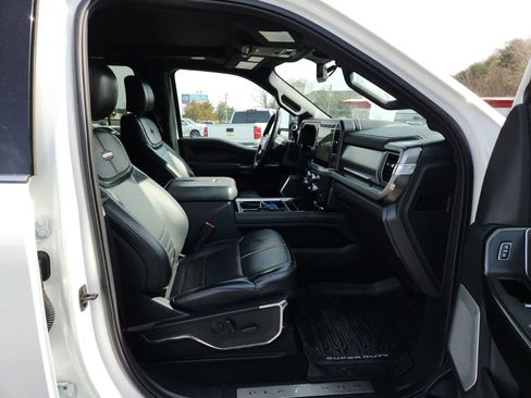 Used 2024 Ford F350 Platinum w/ FX4 Off-Road Package image 21