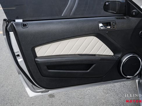 Used 2013 Ford Mustang GT Premium w/ Security Pkg image 14