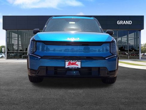 New 2026 Kia EV9 Land w/ Nightfall Edition Package AWD/4WD image 3