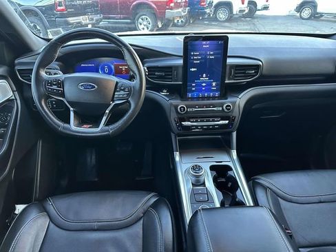Used 2020 Ford Explorer ST w/ Premium Technology Package image 8