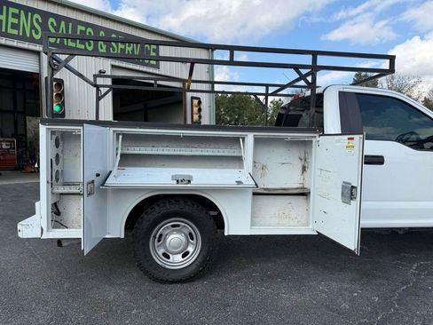 Used 2019 Ford F250 XL w/ Power Equipment Group image 7