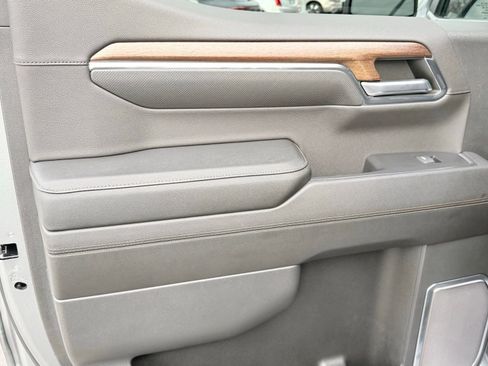 Used 2023 Chevrolet Silverado 1500 High Country w/ High Country Premium Package image 39