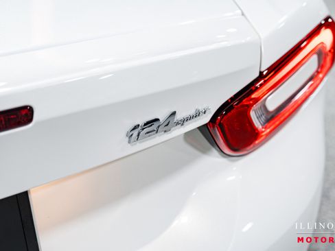 Used 2017 FIAT 124 Spider Lusso image 14