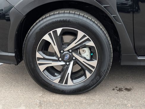 Used 2024 Subaru Crosstrek 2.0i Premium image 15