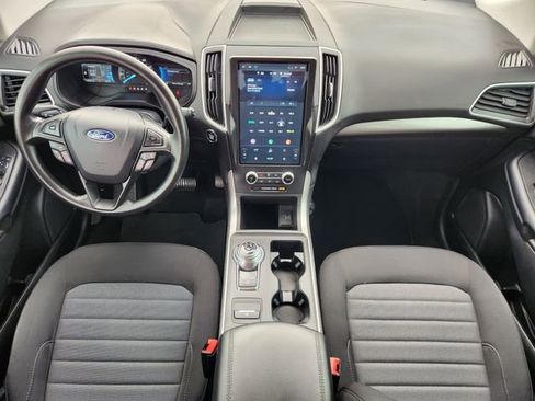 Used 2024 Ford Edge SE w/ Black Appearance Package image 25