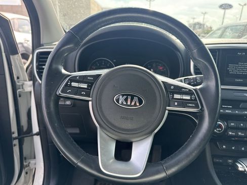 Used 2022 Kia Sportage EX w/ EX Technology Package AWD/4WD image 3