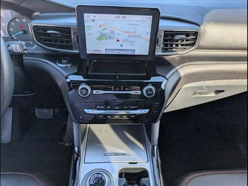 Used 2023 Ford Explorer ST-Line image 10