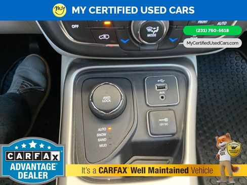 Used 2017 Jeep Compass Latitude w/ Popular Equipment Group AWD/4WD image 28